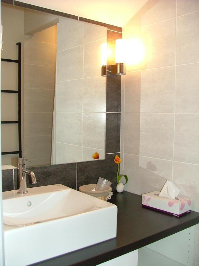 Les Enselmes Bed & Breakfast Montagnieu  Dış mekan fotoğraf